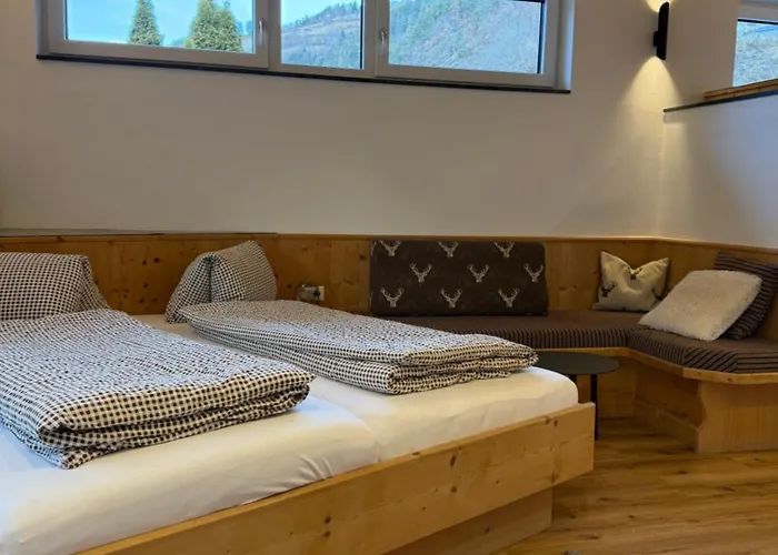 施密德公寓 * 厄茨